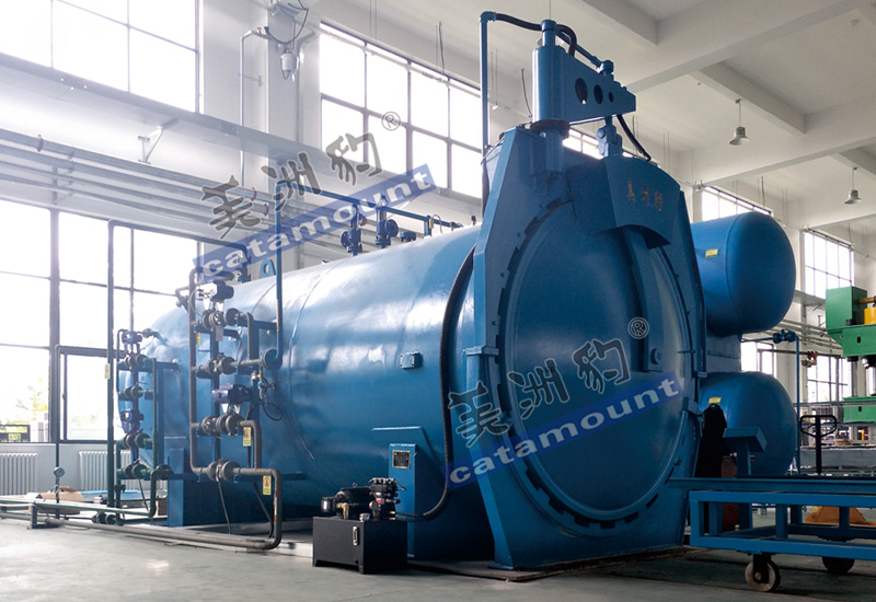 重慶復合材料小型熱壓罐廠家